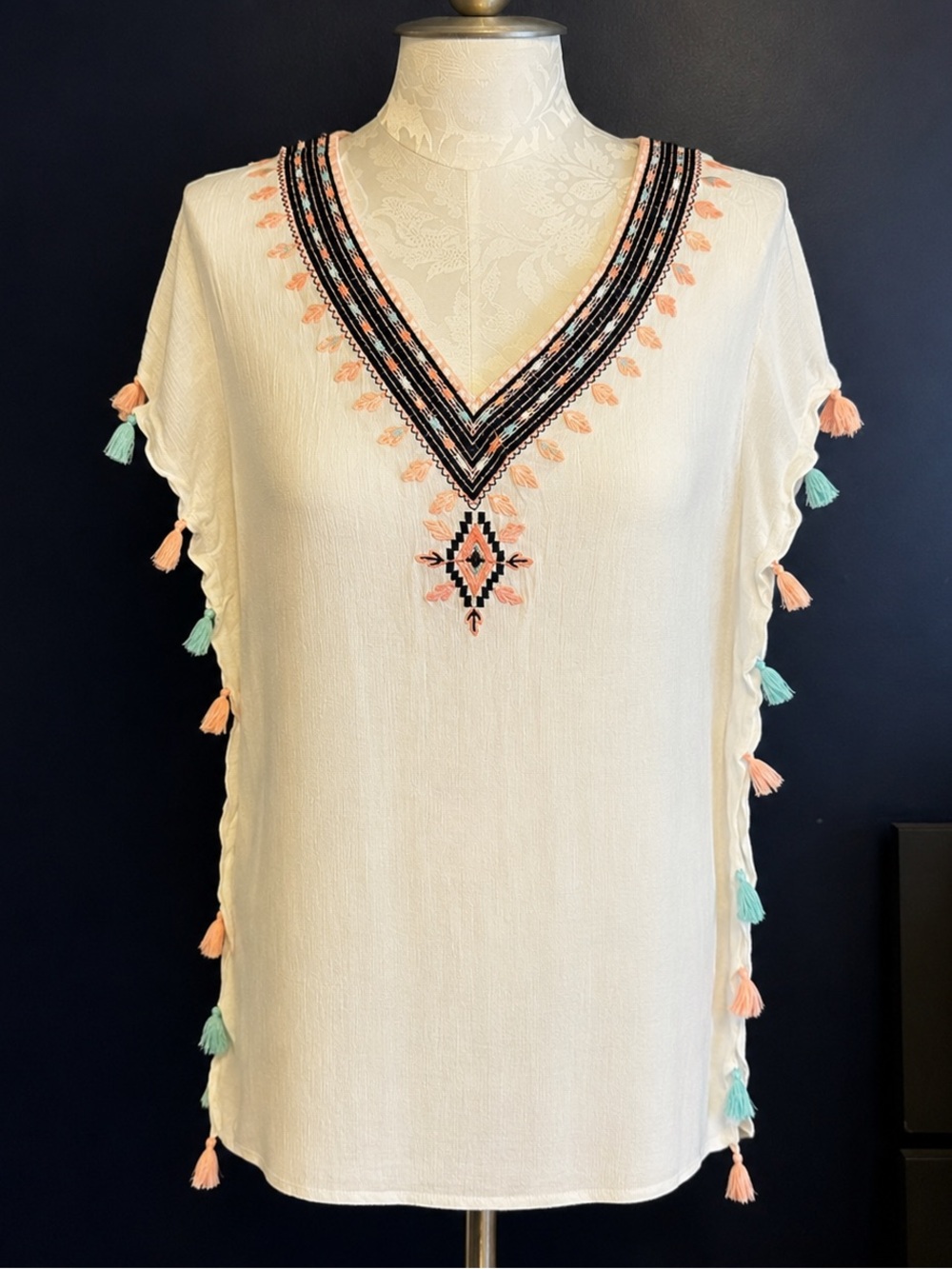 Vestique Embroidered Tassel Cover Up Tunic White M/L